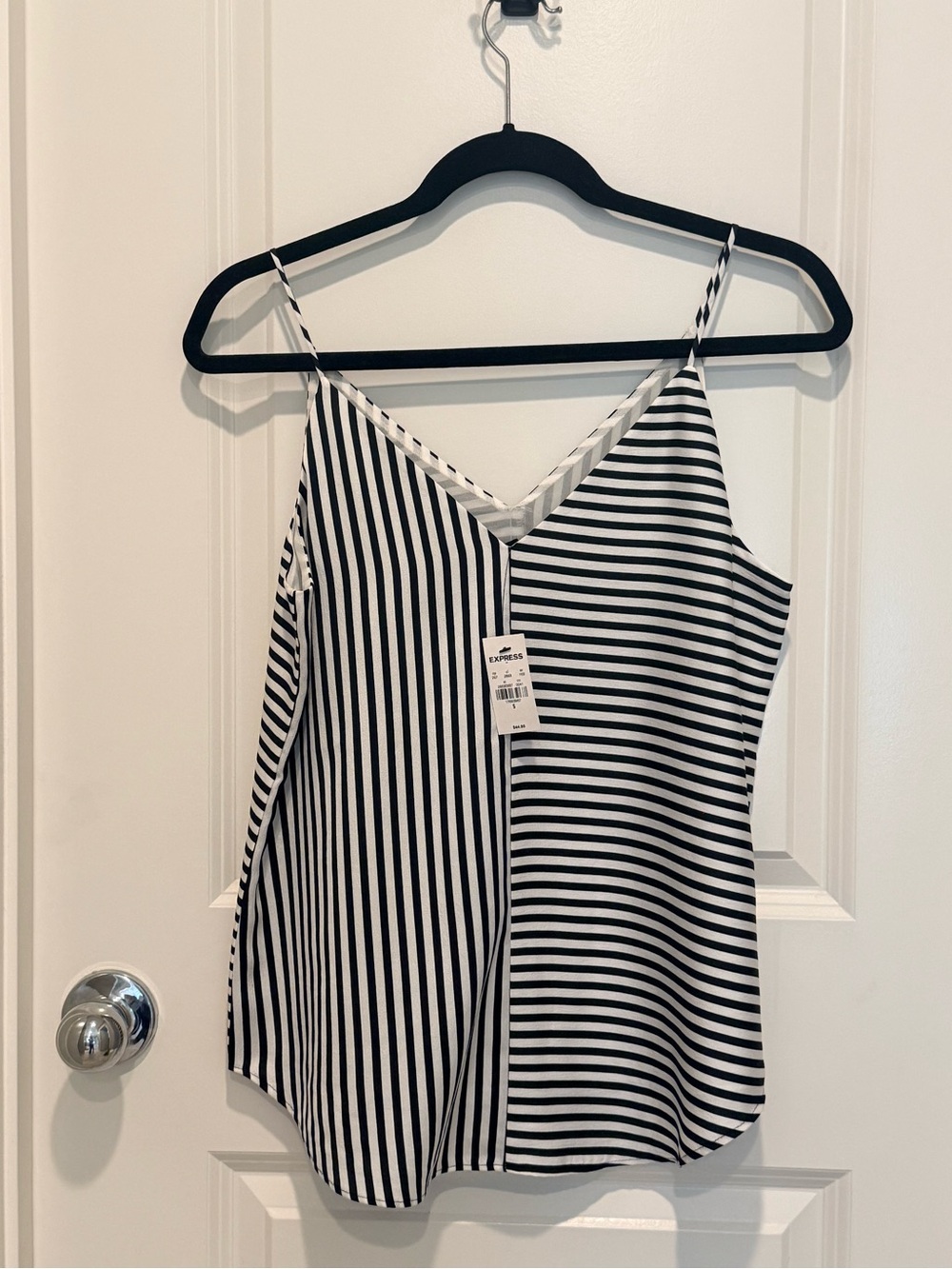 Express Women’s Striped V-Neck Spaghetti Strap Tank Top - Black/White
